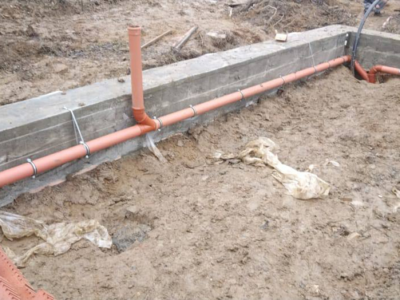 Монтаж системы канализации в частном доме до начала строительства