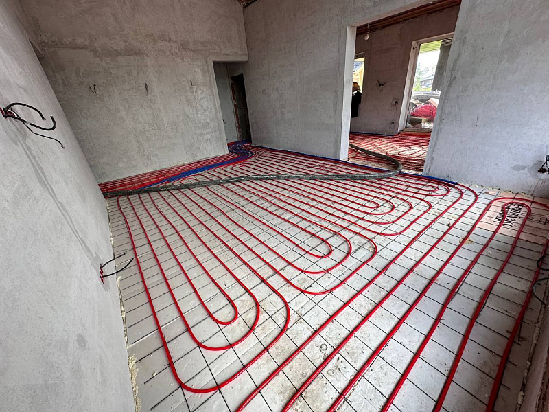 Монтаж инженерных систем в доме площадью 112 квадратных метров в деревне Юрлово.