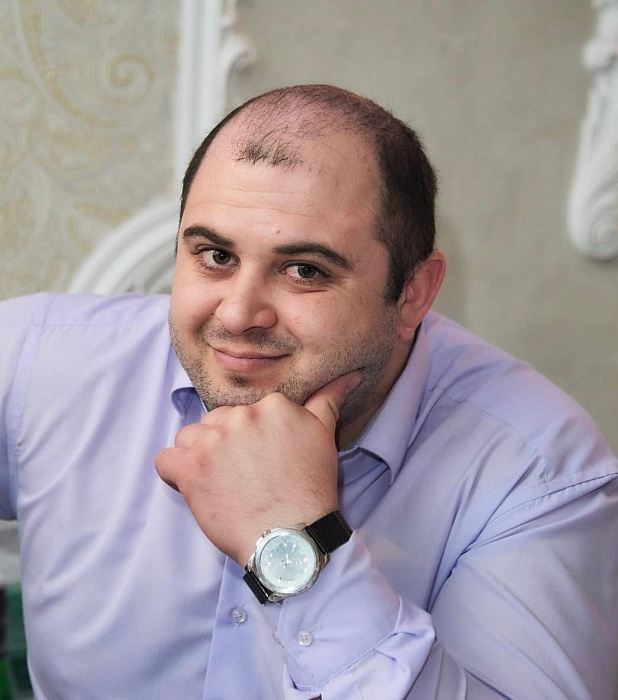 Денис Геннадьевич